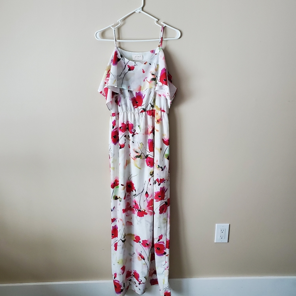 Everly White Floral Maxi Dress